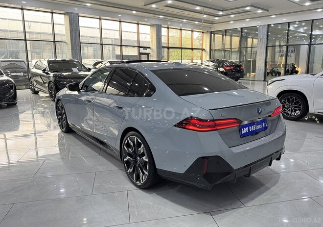 BMW i5 2024, 6,800 km - 0.0 l - Bakı