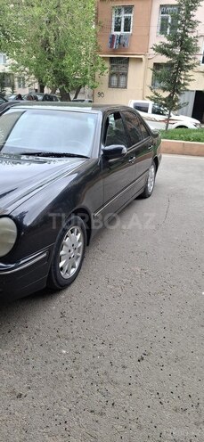 Mercedes E 220 d 1999, 397,383 km - 2.2 l - Bakı