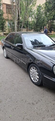 Mercedes E 220 d 1999, 397,383 km - 2.2 l - Bakı