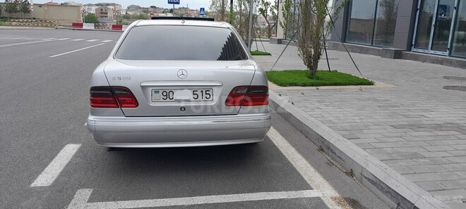 Mercedes E 320 2000, 249,781 km - 3.2 l - Bakı