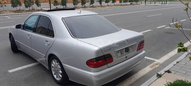 Mercedes E 320 2000, 249,781 km - 3.2 l - Bakı