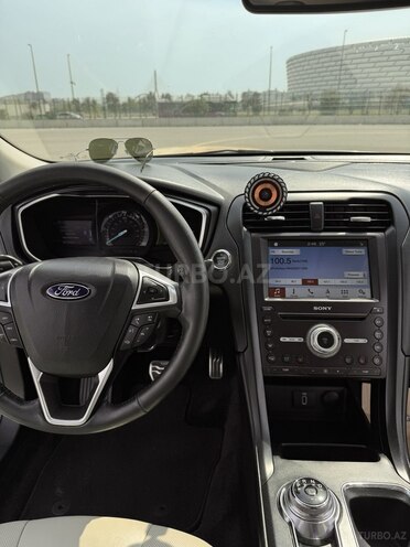 Ford Fusion (North America) 2017, 200,000 km - 2.0 л - Bakı