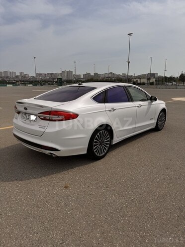 Ford Fusion (North America) 2017, 200,000 km - 2.0 л - Bakı
