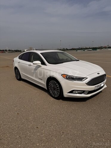 Ford Fusion (North America) 2017, 200,000 km - 2.0 л - Bakı