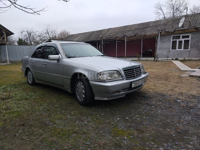 Mercedes C 220 1994, 444,304 km - 2.2 l - Zaqatala