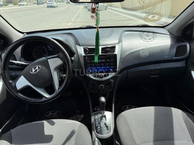 Hyundai Accent 2012, 195,641 km - 1.4 l - Bakı