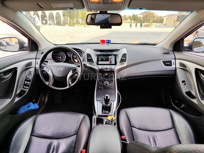 Hyundai Avante 2015, 223,000 km - 1.6 l - Bakı