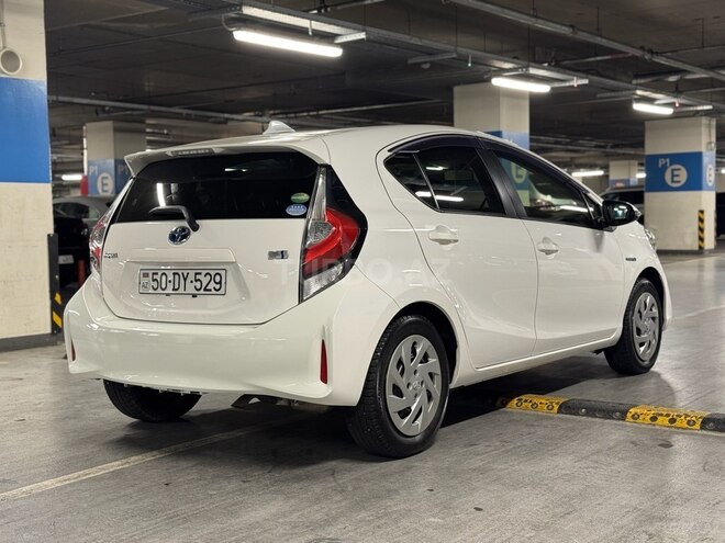 Toyota Aqua 2018, 120,000 km - 1.5 l - Bakı