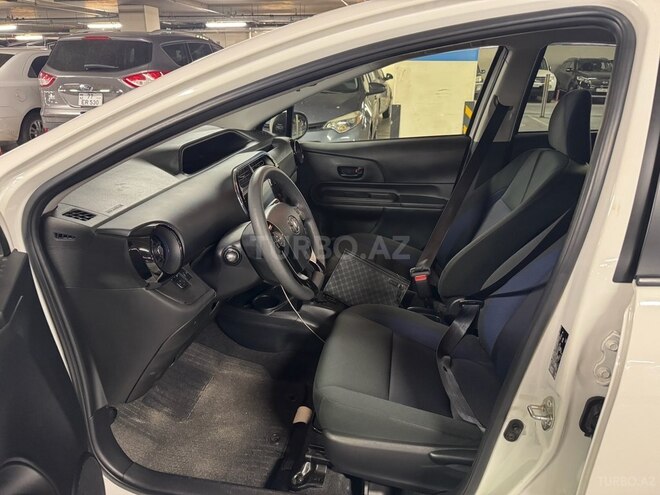 Toyota Aqua 2018, 120,000 km - 1.5 l - Bakı