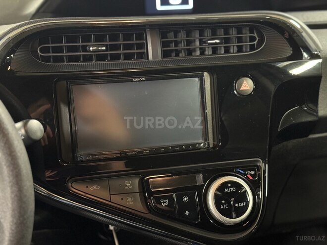 Toyota Aqua 2018, 120,000 km - 1.5 l - Bakı