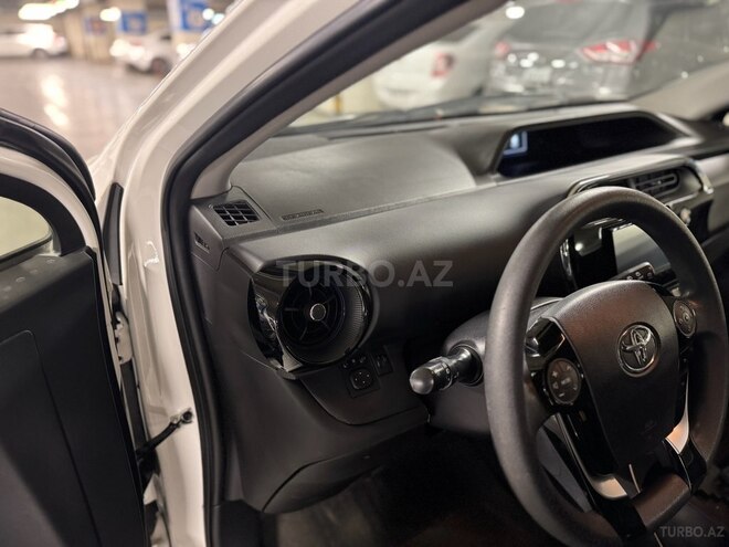 Toyota Aqua 2018, 120,000 km - 1.5 l - Bakı