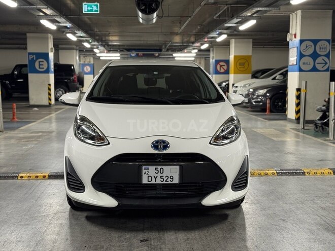 Toyota Aqua 2018, 120,000 km - 1.5 l - Bakı