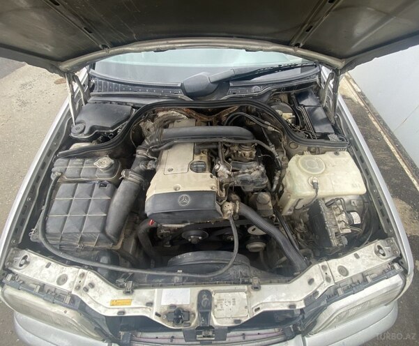 Mercedes C 200 1999, 381,000 km - 2.0 l - Yevlax