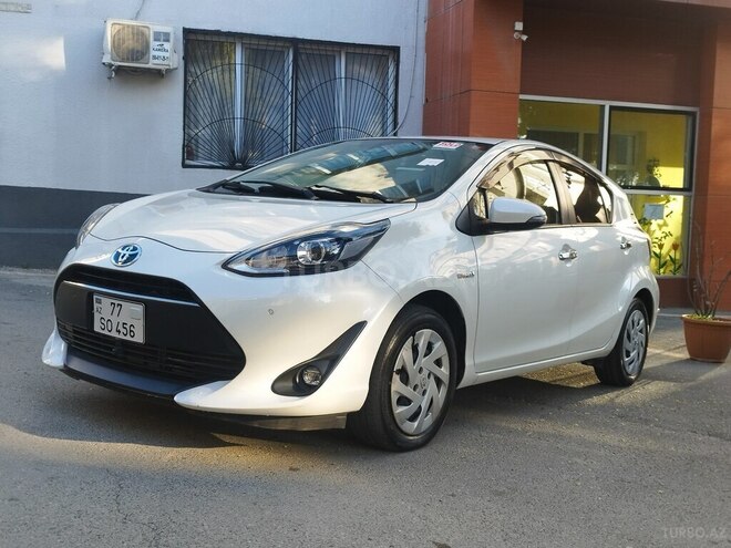 Toyota Aqua 2019, 93,500 km - 1.5 l - Bakı