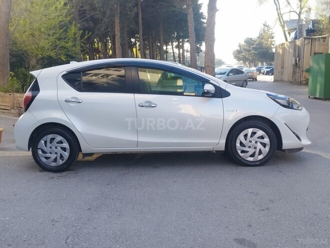 Toyota Aqua 2019, 93,500 km - 1.5 l - Bakı