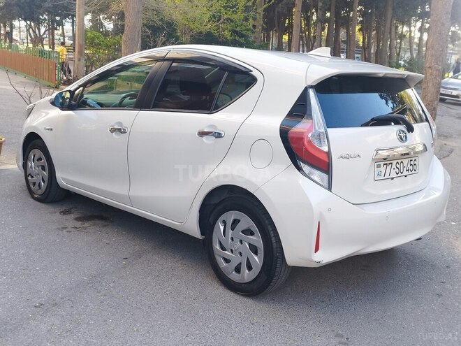 Toyota Aqua 2019, 93,500 km - 1.5 l - Bakı