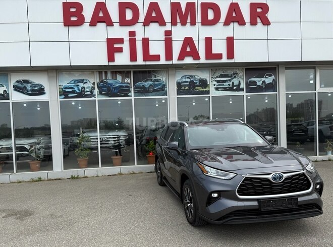 Toyota Highlander 2023, 17,000 km - 2.5 l - Bakı