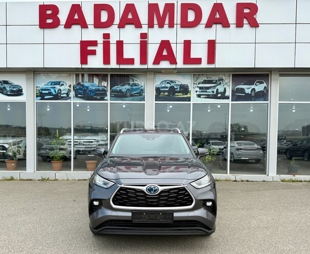 Toyota Highlander 2023, 17,000 km - 2.5 l - Bakı