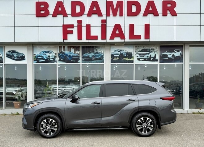 Toyota Highlander 2023, 17,000 km - 2.5 l - Bakı