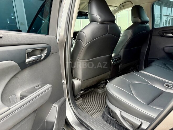 Toyota Highlander 2023, 17,000 km - 2.5 l - Bakı