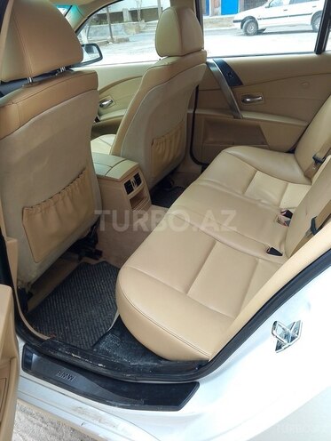 BMW 530 2004, 302,000 km - 3.0 l - Bakı