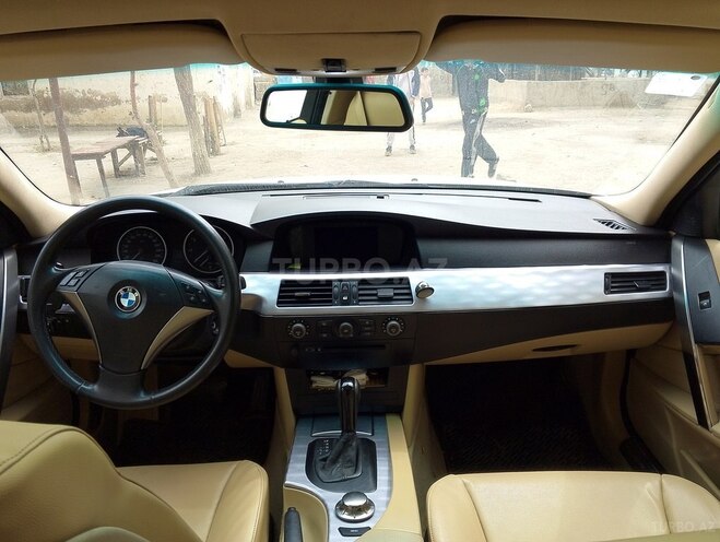 BMW 530 2004, 302,000 km - 3.0 l - Bakı