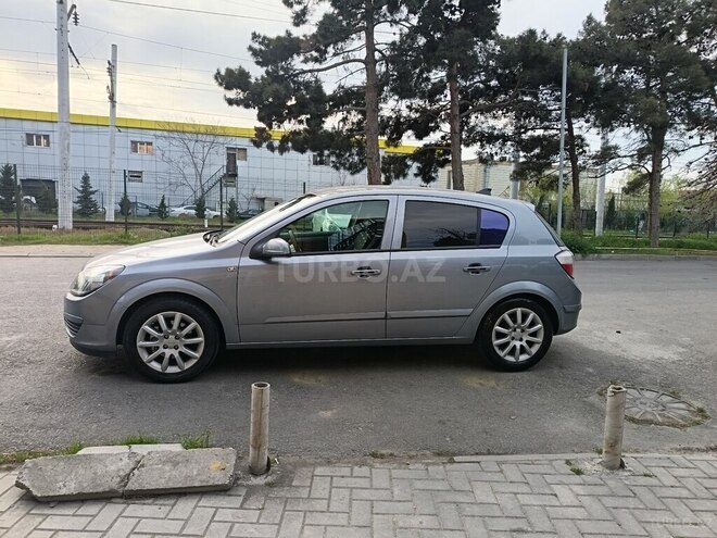 Opel Astra 2006, 245,000 km - 1.4 l - Bakı