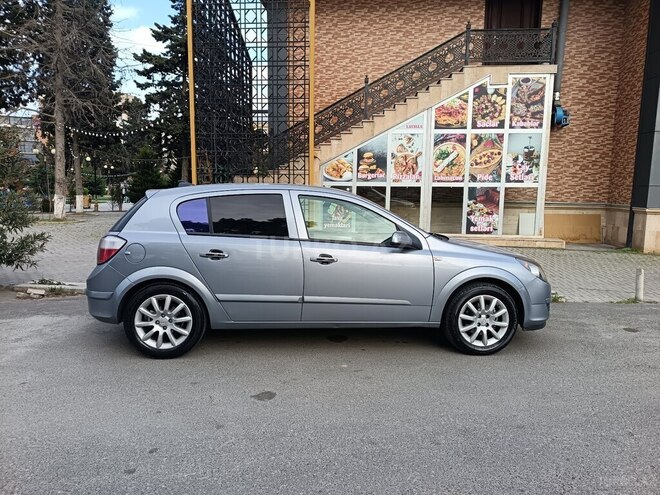 Opel Astra 2006, 245,000 km - 1.4 l - Bakı