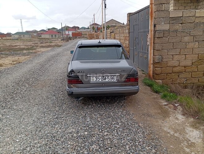 Mercedes E 230 1989, 200,000 km - 2.3 l - Sumqayıt