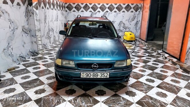 Opel Astra 1998, 300,000 km - 1.6 l - Sumqayıt