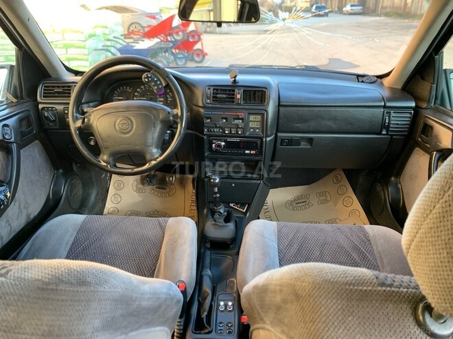 Opel Vectra 1994, 253,698 km - 2.0 l - Bakı