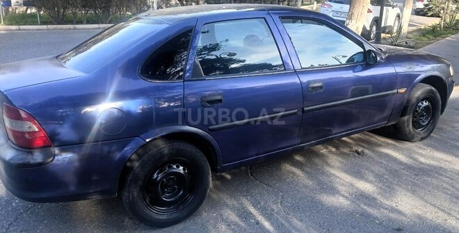 Opel Vectra 1997, 350,000 km - 1.6 l - Bakı