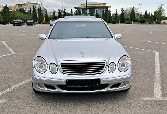 Mercedes E 240 2003, 274,328 km - 2.6 l - Xırdalan