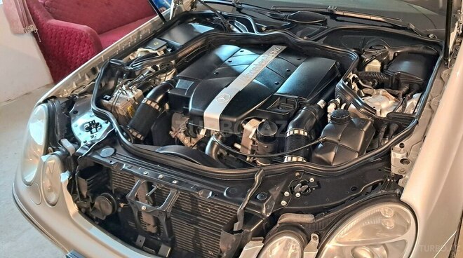 Mercedes E 240 2003, 274,328 km - 2.6 l - Xırdalan