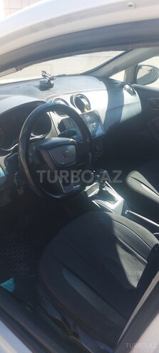SEAT Ibiza-8