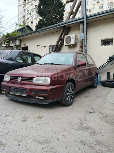 Volkswagen Golf 1995, 250,000 km - 1.6 l - Bakı