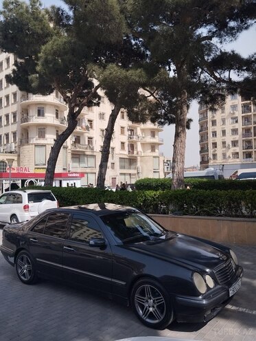 Mercedes E 240 2000, 534,000 km - 2.4 л - Bakı