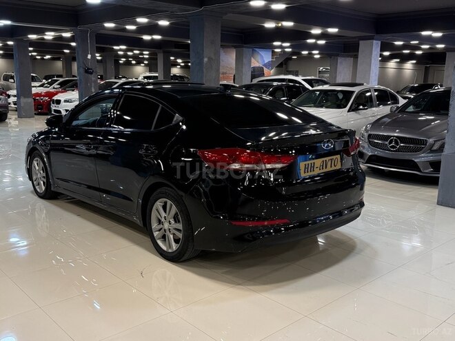 Hyundai Elantra 2018, 157,000 km - 2.0 l - Bakı