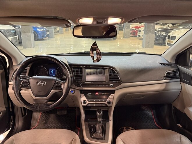 Hyundai Elantra 2018, 157,000 km - 2.0 l - Bakı
