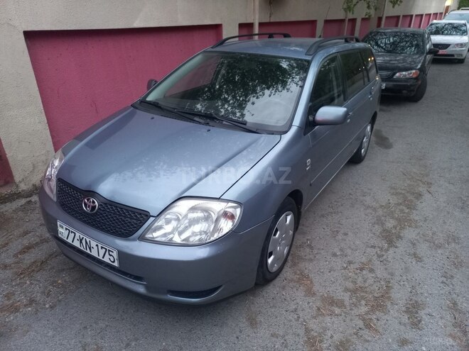 Toyota Corolla 2004, 292,435 km - 1.4 l - Bakı