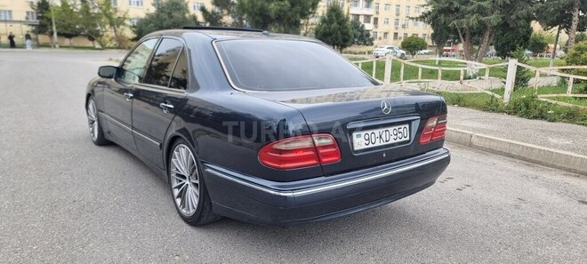 Mercedes E 320 2000, 421,500 km - 3.2 л - Bakı