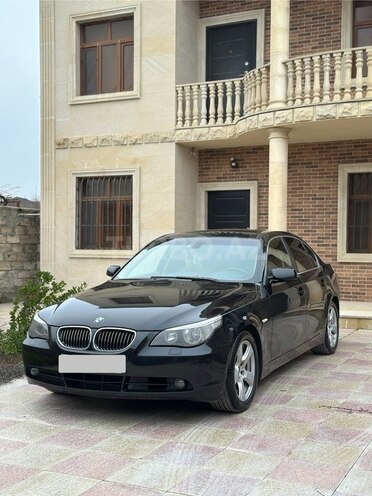 BMW 523-2