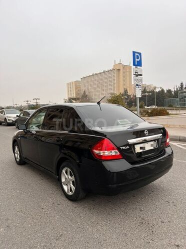 Nissan Tiida 2006, 246,000 km - 1.6 l - Bakı