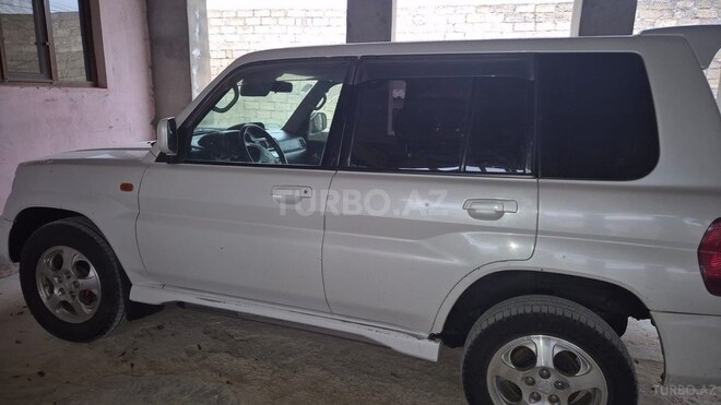 Mitsubishi Pajero io 2000, 237,600 km - 1.8 л - Bakı