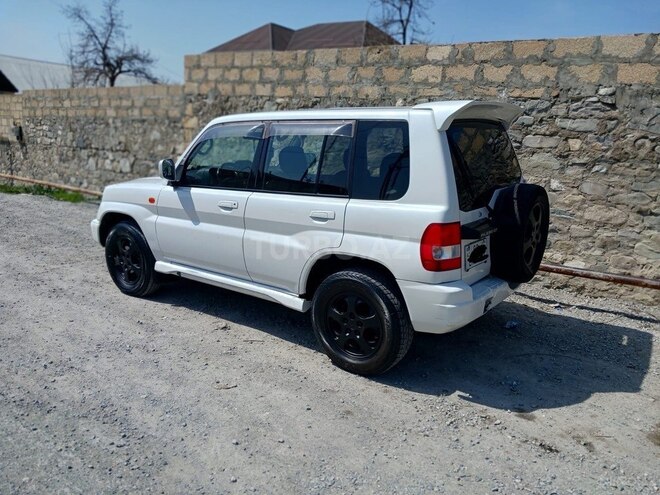 Mitsubishi Pajero io 2000, 237,600 km - 1.8 л - Bakı