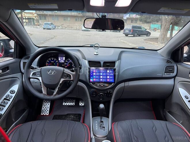 Hyundai Accent 2017, 250,000 km - 1.6 л - Sumqayıt