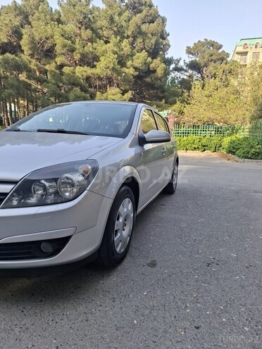Opel Astra 2006, 208,600 km - 1.4 l - Sumqayıt