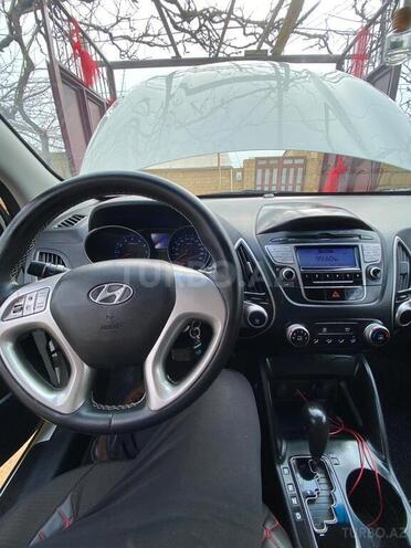 Hyundai ix35 2011, 195,000 km - 2.0 l - Bakı