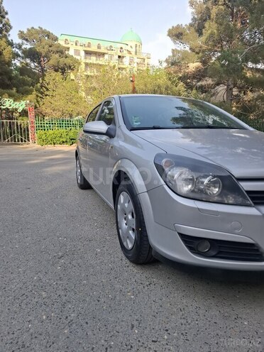 Opel Astra 2006, 208,600 km - 1.4 l - Sumqayıt