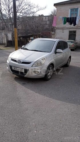 Hyundai i20 2009, 208,000 km - 1.4 л - Bakı